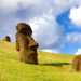 Rapa Nui Moais - 2 têtes de moaïs dans une carrière